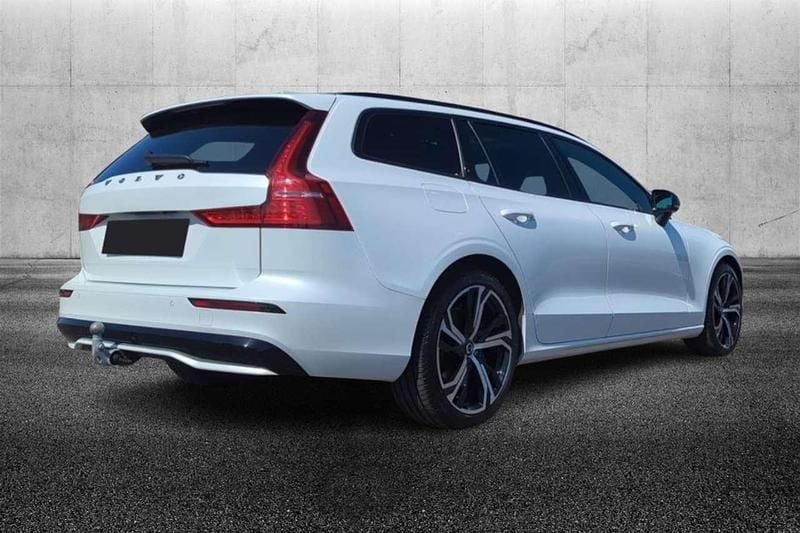 Usata Volvo V60 Plus 197 CV (144 kW) 2023 Bianco Station wagon
