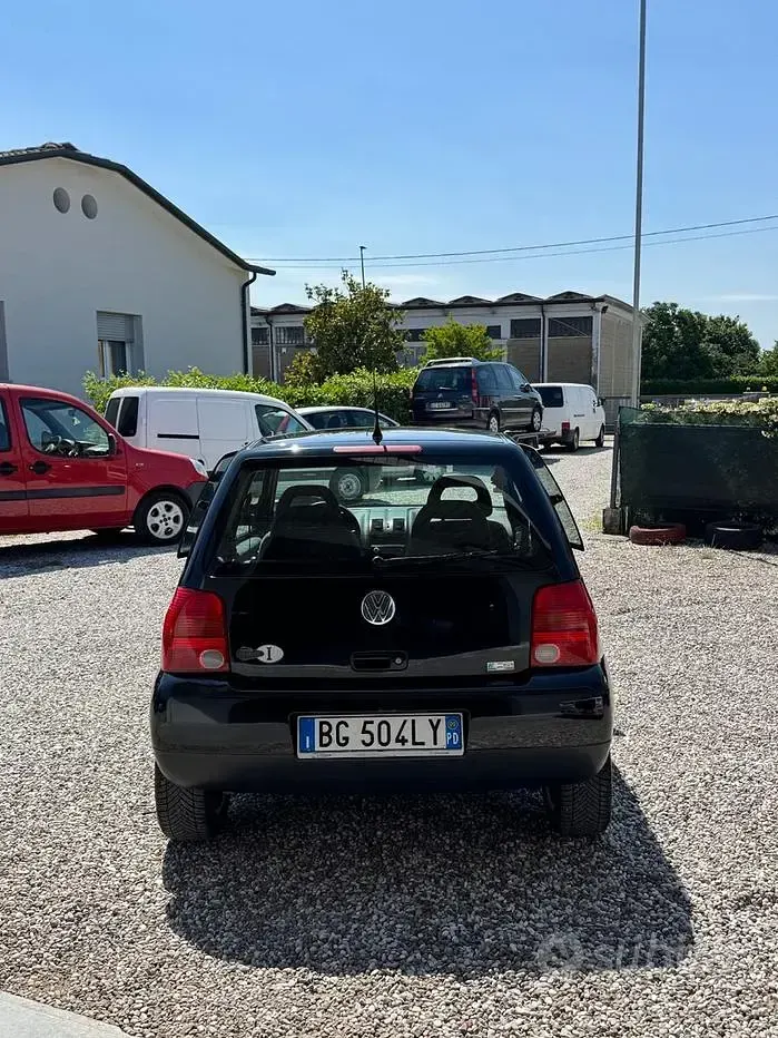 Usata VW Lupo Highline 75 CV (55 kW) 1999 Nero Utilitaria