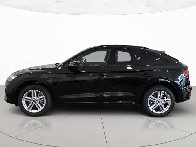 Usata Audi Q5 Sportback S-Line 204 CV (150 kW) 2025 Nero mito metallizzato SUV