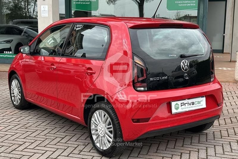 Usata VW up! move up! 68 CV (50 kW) 2021 Rosso Utilitaria