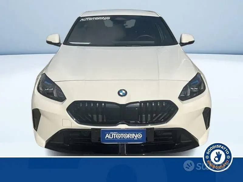 Usata BMW 118 M Sport 150 CV (110 kW) 2025 Bianco pastello Utilitaria