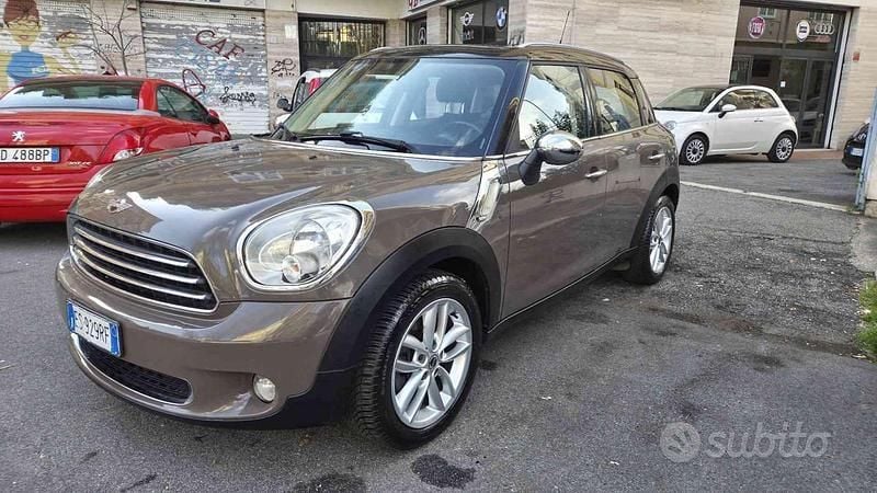 Usata Mini Cooper D Countryman 111 CV (81 kW) 2013 Marrone SUV