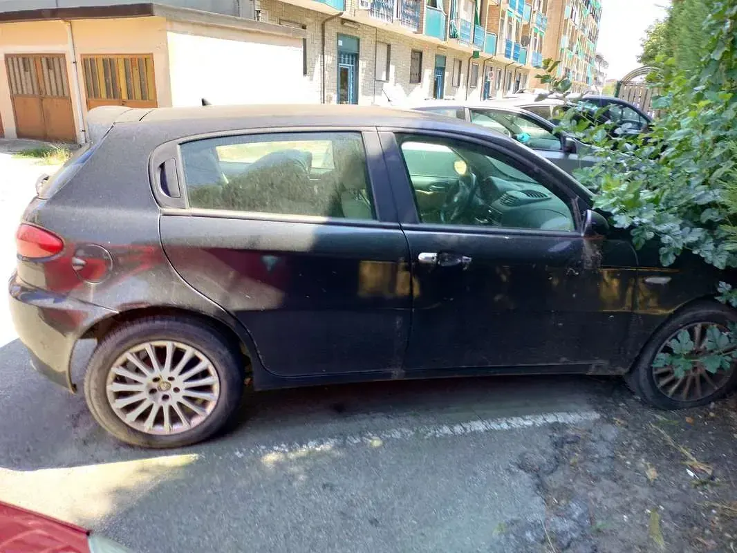 Usata Alfa Romeo 147 150 CV (110 kW) 2006 Utilitaria