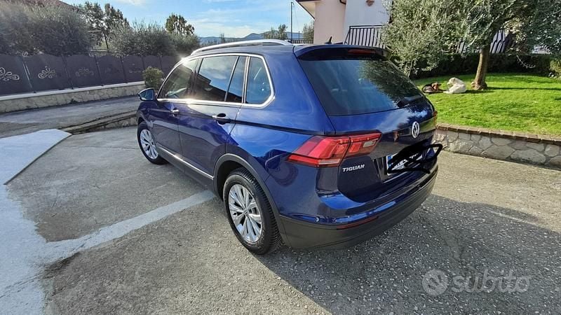 Usata VW Tiguan Business 150 CV (110 kW) 2018 Blu/azzurro SUV