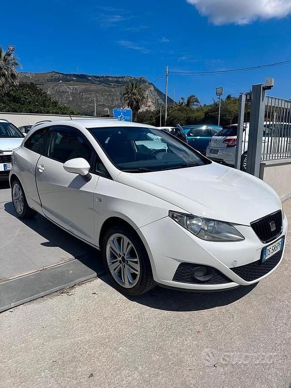 Usata Seat Ibiza 80 CV (58 kW) 2009 Bianco Berlina