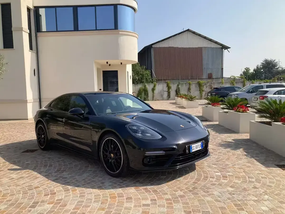 Usata Porsche Panamera 4 Sport 330 CV (242 kW) 2019 Nero Utilitaria