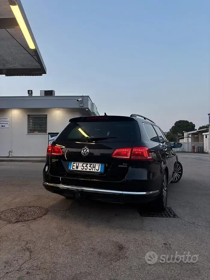 Usata VW Passat 150 CV (110 kW) 2014 Nero Station wagon
