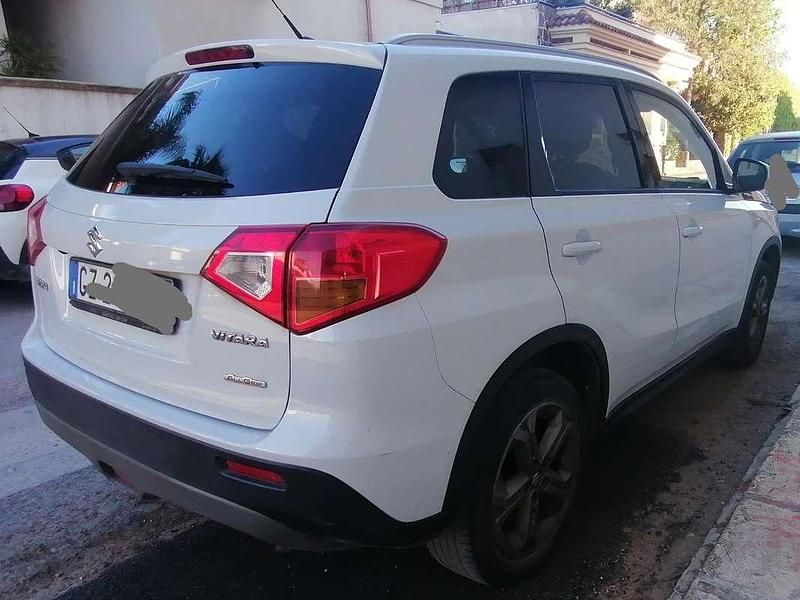Usata Suzuki Vitara Cool 120 CV (88 kW) 2017 Bianco SUV