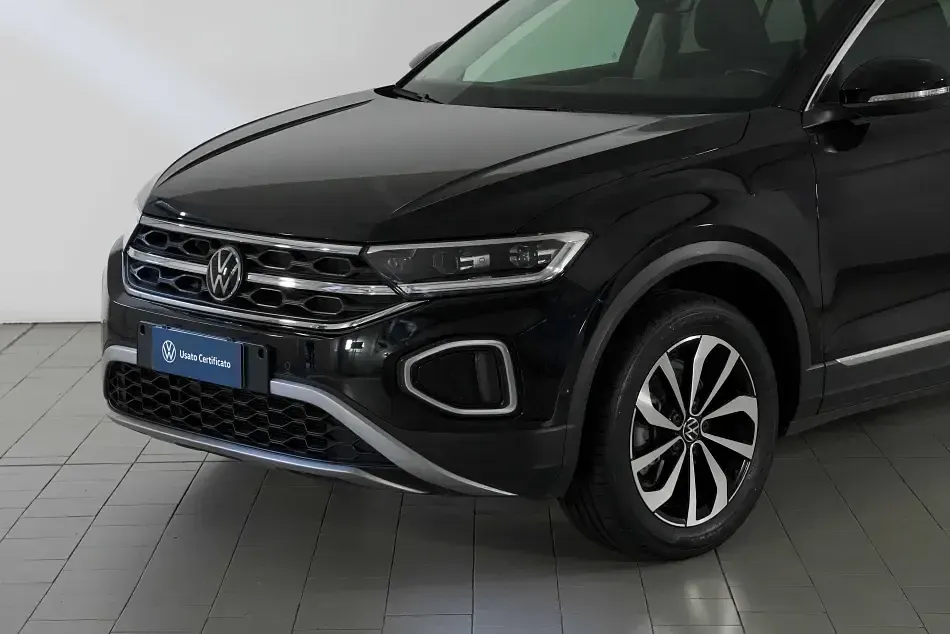 Usata VW T-Roc 115 CV (84 kW) 2023 SUV