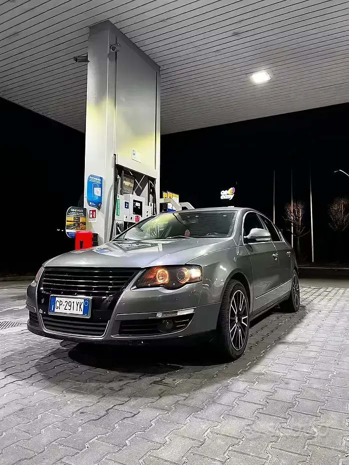 Usata VW Passat 105 CV (77 kW) 2007 Berlina