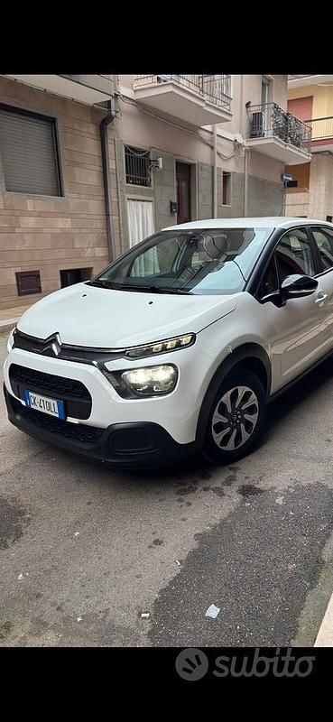 Usata Citroën C3 Feel 100 CV (73 kW) 2022 Bianco Utilitaria