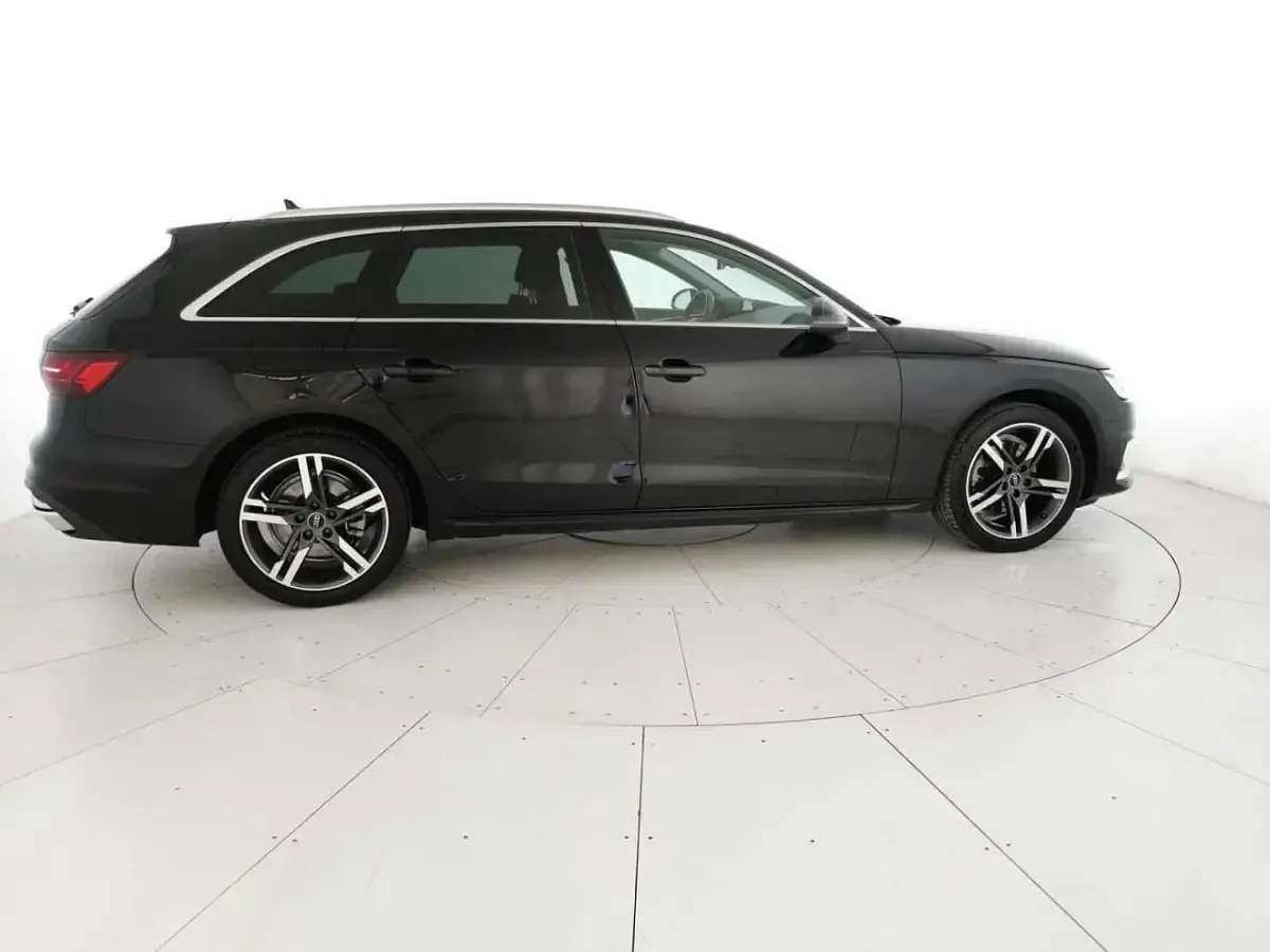 Usata Audi A4 Advanced Plus 163 CV (119 kW) 2024 Nero Station wagon