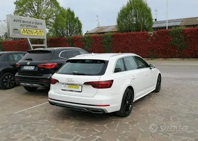 Usata Audi A4 S-Line 150 CV (110 kW) 2019 Bianco Station wagon