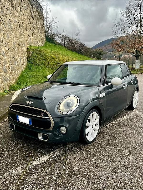 Usata Mini Cooper SD Business 170 CV (125 kW) 2014 Grigio Utilitaria
