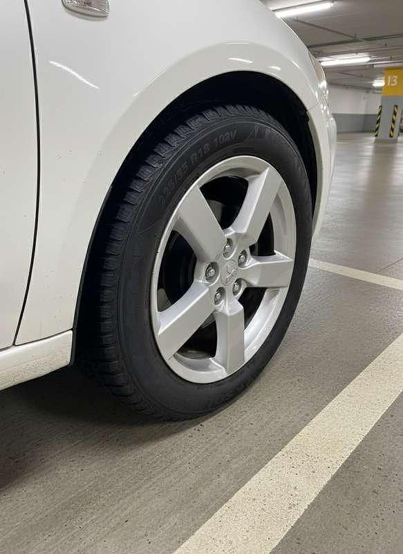 Usata Mitsubishi Outlander Instyle 140 CV (102 kW) 2007 Bianco SUV