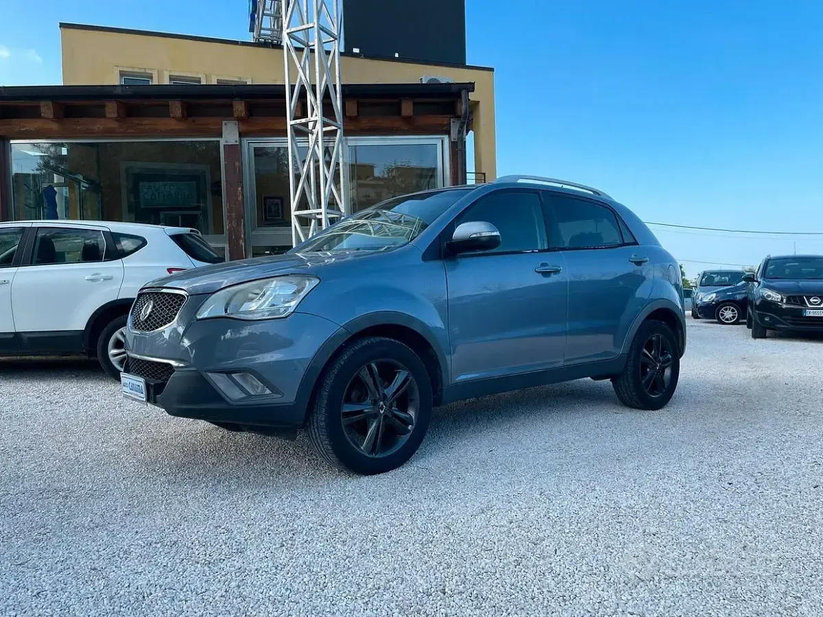 Usata SsangYong Korando 175 CV (128 kW) 2012 Grigio SUV