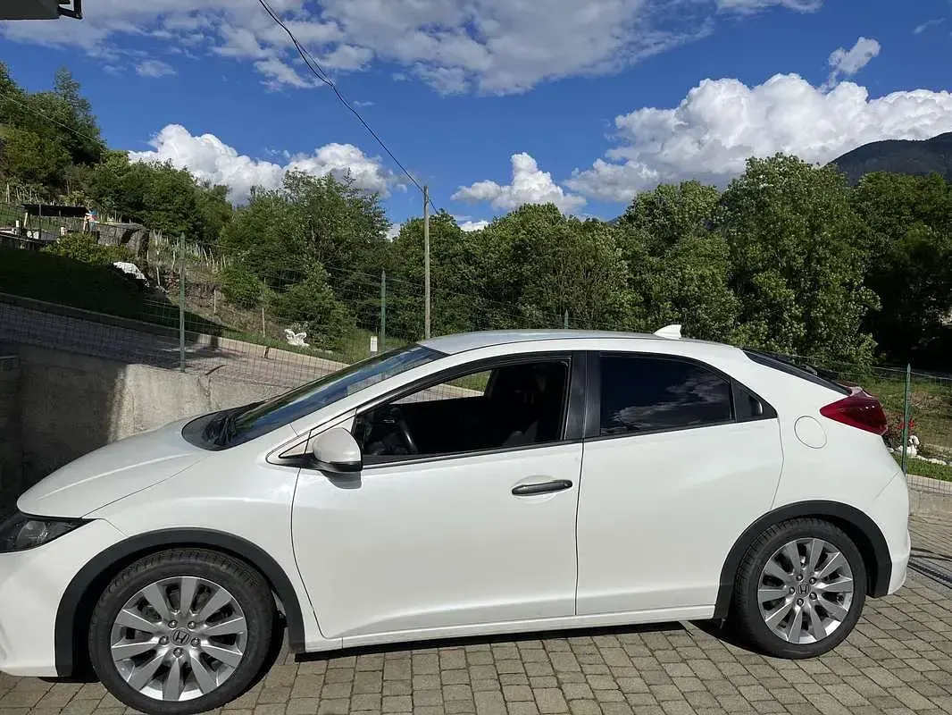 Usata Honda Civic Comfort 99 CV (72 kW) 2013 Berlina
