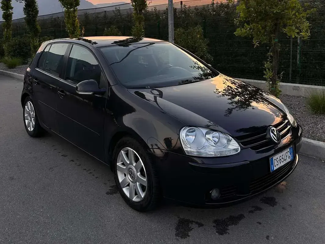 Usata VW Golf IV Sportline 116 CV (85 kW) 2004 Nero Berlina