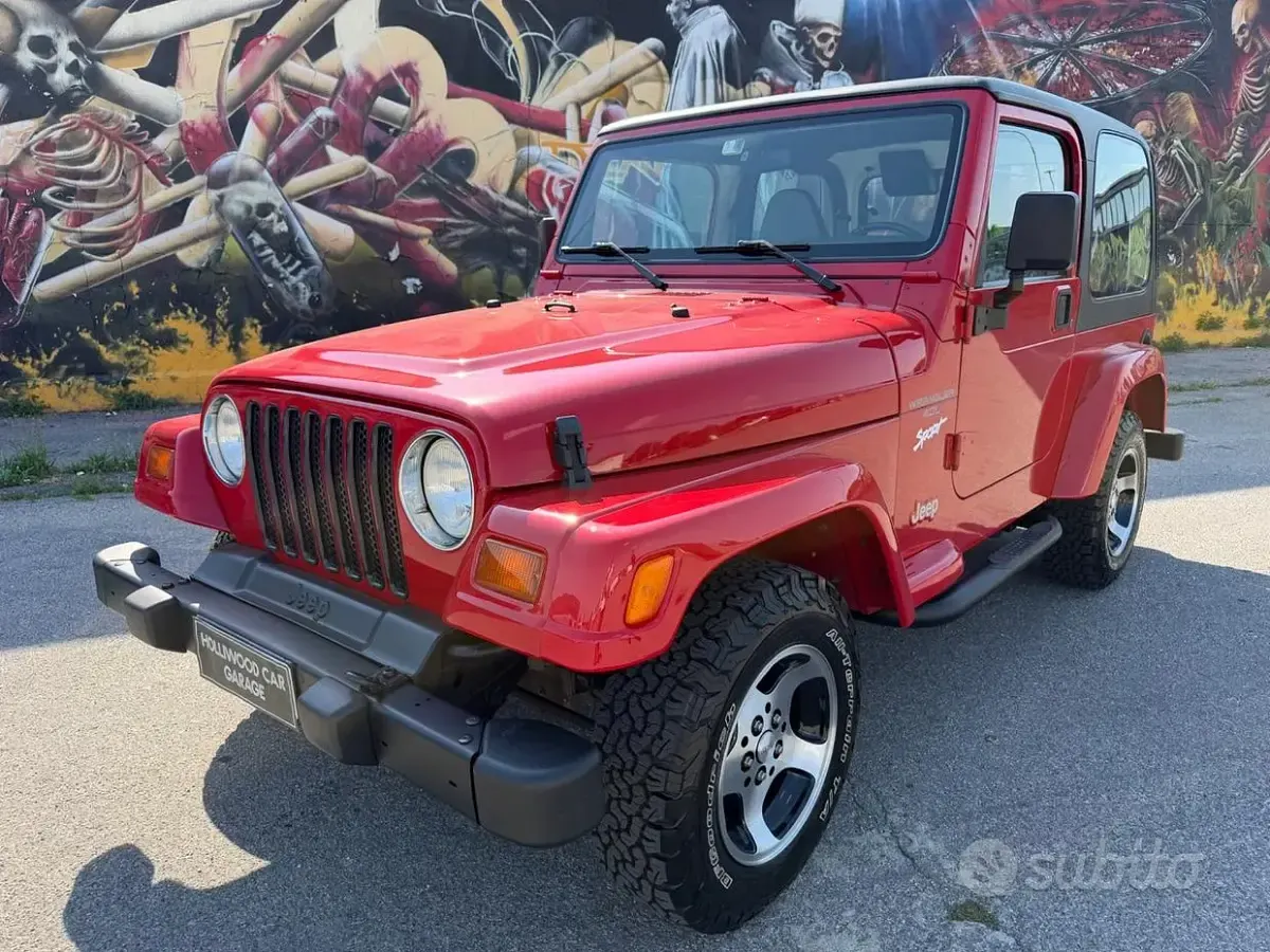 Usata Jeep Wrangler Sport 177 CV (130 kW) 1999 SUV