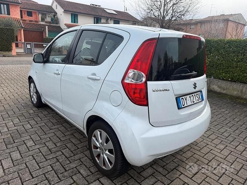 Usata Suzuki Splash GLS 65 CV (47 kW) 2009 Bianco Utilitaria