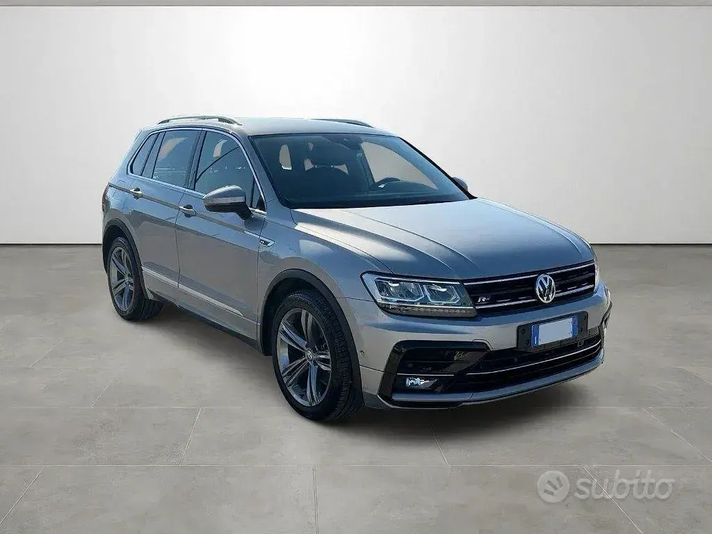 Usata VW Tiguan Sport 150 CV (110 kW) 2019 Grigio SUV