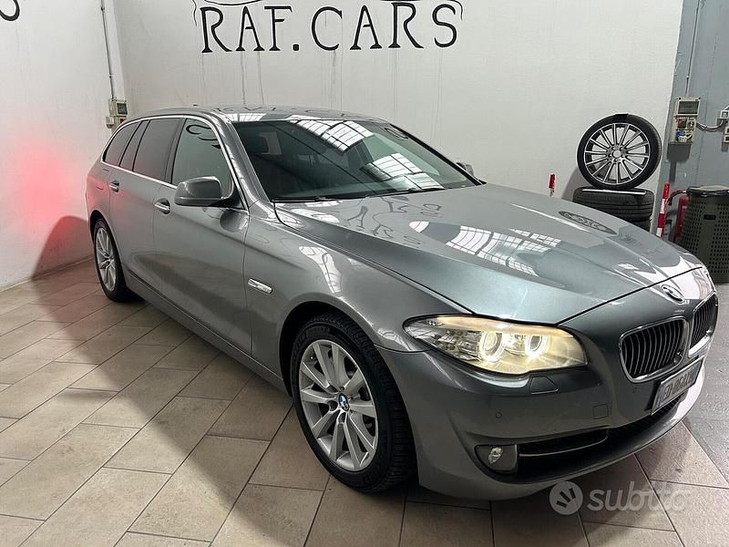 Usata BMW 530 Efficient Dynamics 245 CV (180 kW) 2010 Grigio Station wagon