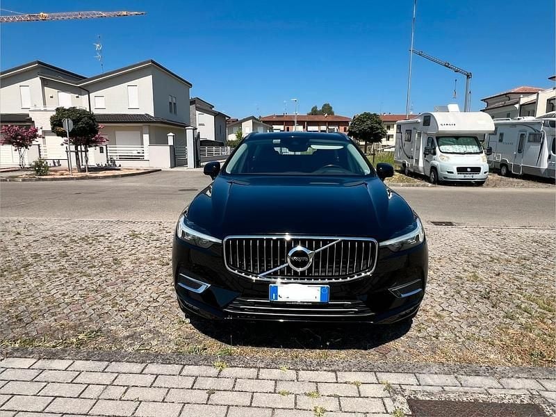 Nero Usata 2021 Volvo XC60 SUV | 25.500 € (Ottimo prezzo) - Immagine 1/4