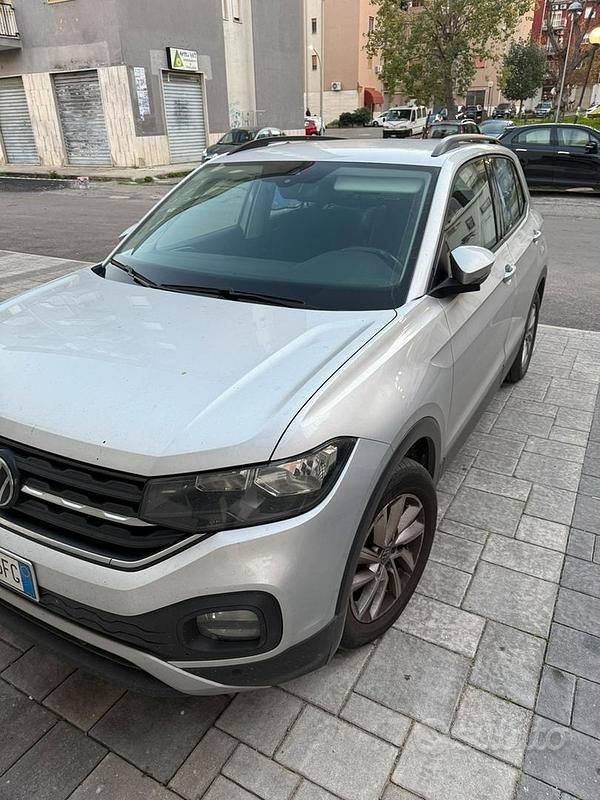 Usata VW T-Cross Style 110 CV (80 kW) 2022 Grigio SUV