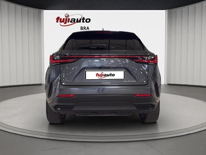 Usata Lexus NX450h+ 309 CV (227 kW) 2023 Sonic grey SUV