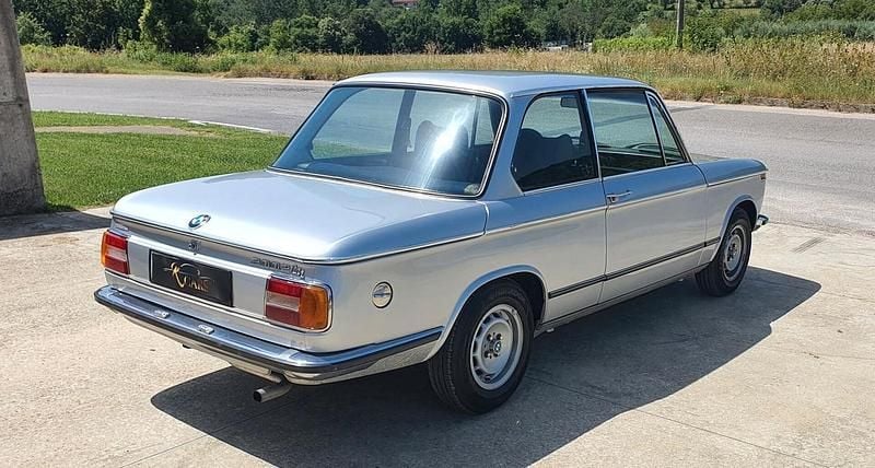 Usata BMW 2002 130 CV (95 kW) 1972 Grigio Berlina