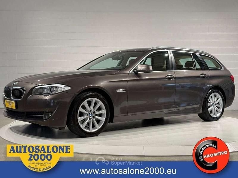 Usata BMW 525 Luxury Line 218 CV (160 kW) 2013 Grigio Station wagon