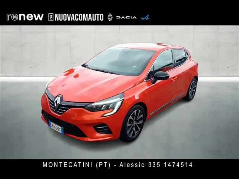 Usata Renault Clio Techno 145 CV (106 kW) 2023 Arancione Utilitaria