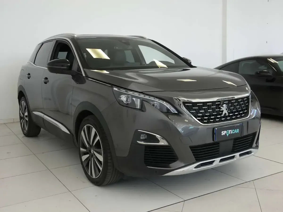 Usata Peugeot 3008 GTi 177 CV (130 kW) 2019 Grigio SUV