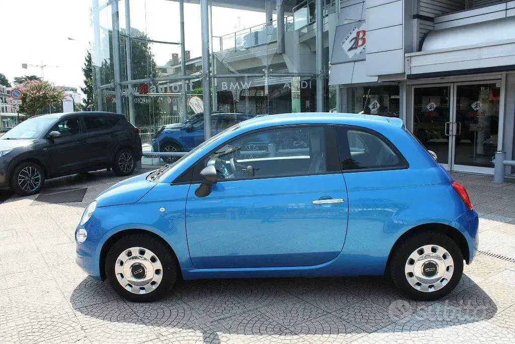 Usata Fiat 500 Pop 69 CV (50 kW) 2019 Bluazzurro Utilitaria