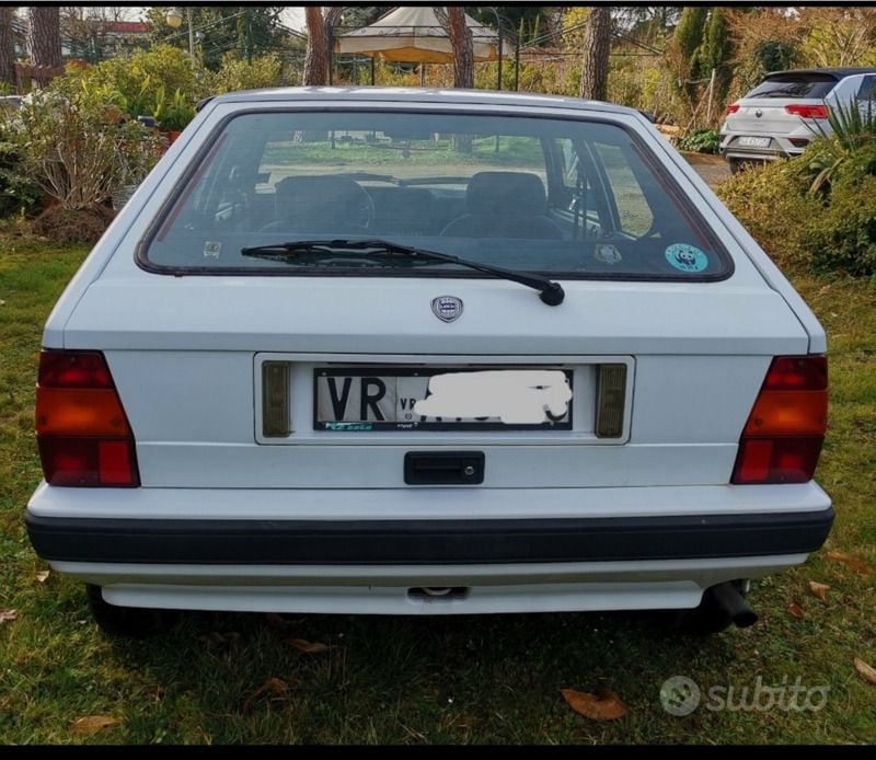 Usata Lancia Delta 109 CV (80 kW) 1992 Bianco Utilitaria