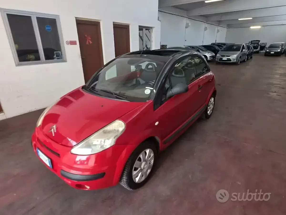 Usata Citroën C3 Pluriel Exclusive 73 CV (53 kW) 2006 Rosso Cabrio