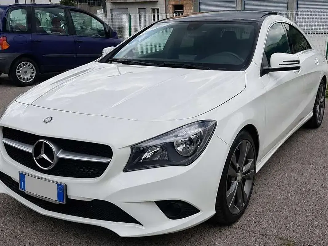 Käytetty Mercedes CLA180 109 HP (80 kW) 2014 Valkoinen Sedan
