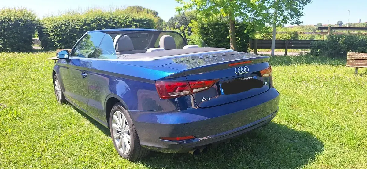 Usata Audi A3 Cabriolet Ambiente 179 CV (131 kW) 2014 Blu/azzurro Cabrio