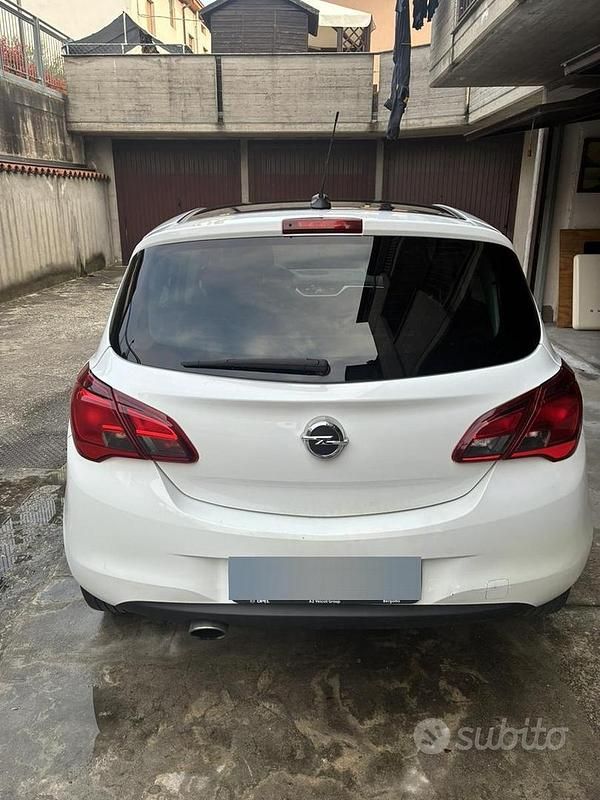 Usata Opel Corsa 70 CV (51 kW) 2017 Utilitaria