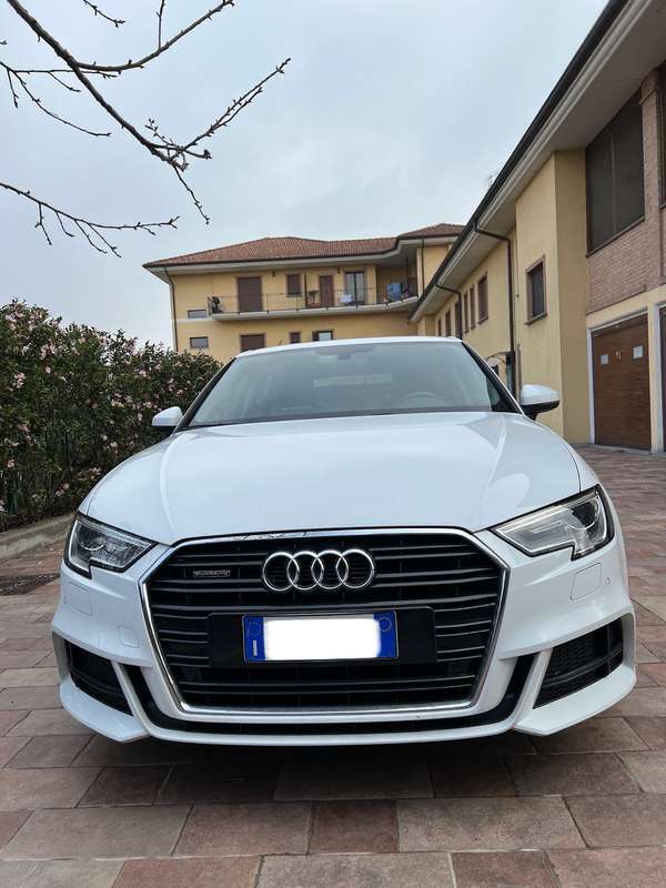 Usato 2016 Audi A3 Sportback 2.0 Diesel 150 CV (21.500 €)