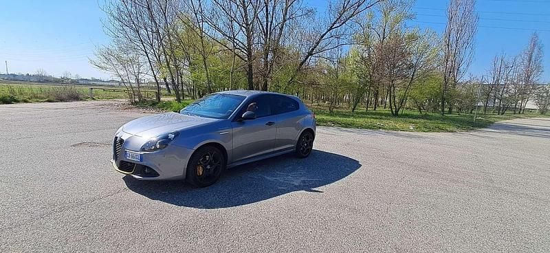 Usata Alfa Romeo Giulietta Veloce 170 CV (125 kW) 2020 Utilitaria
