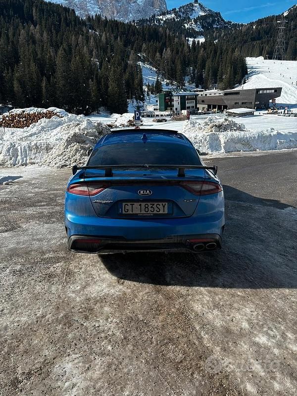Usata Kia Stinger GT-Line 2018 Blu Utilitaria