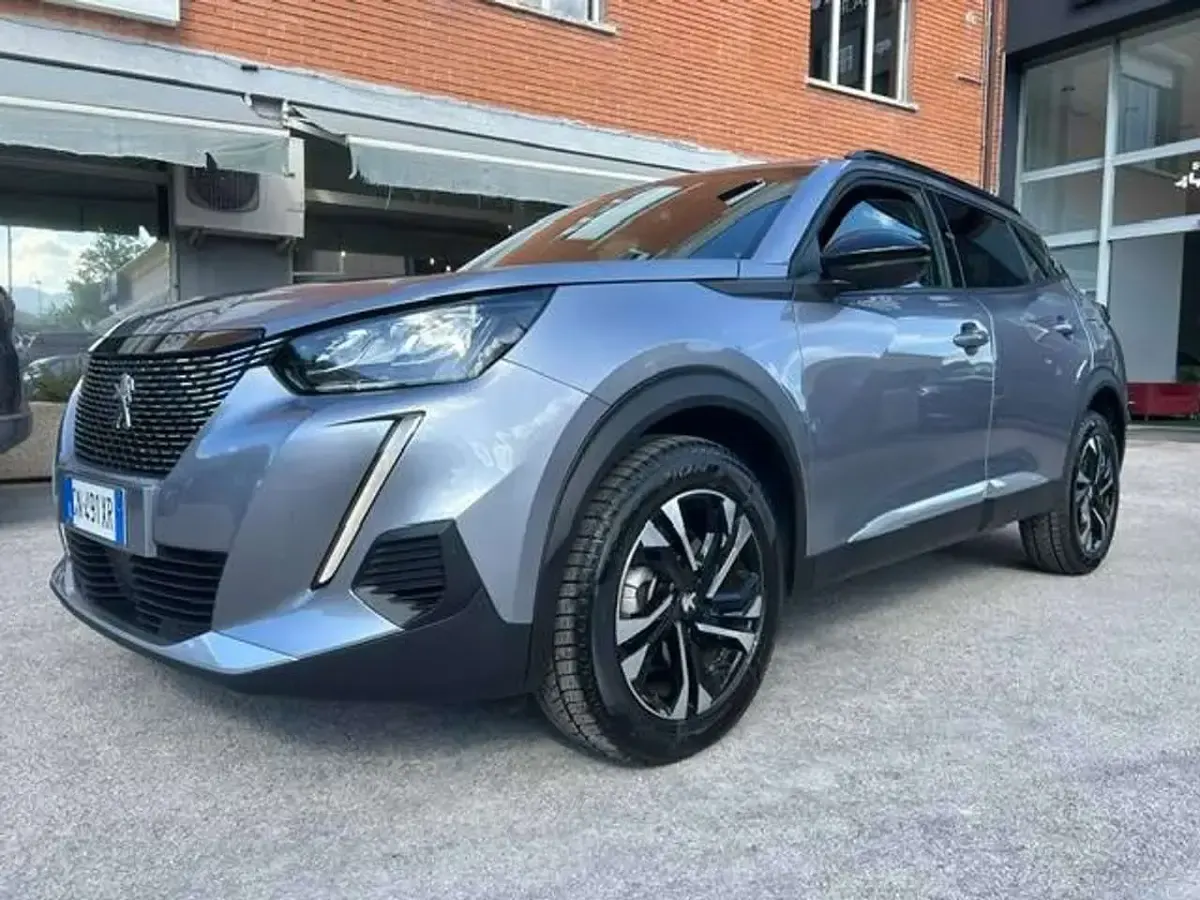 Brugt Peugeot 2008 Allure 131 HK (96 kW) 2023 Grå SUV