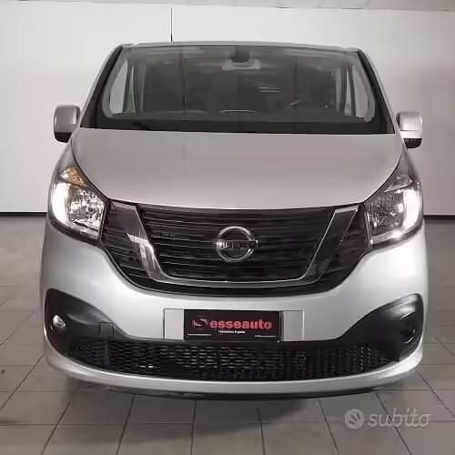 Usata Nissan NV300 125 CV (91 kW) 2019 Grigio Furgone