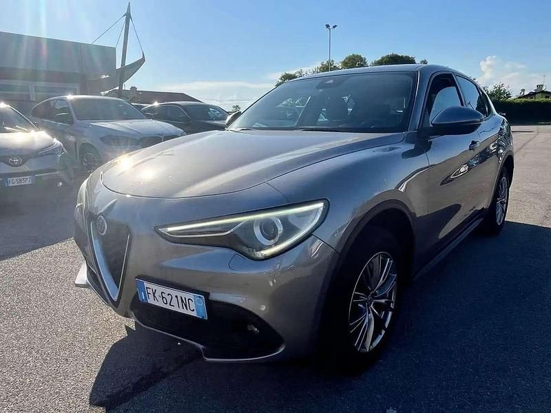 Usata Alfa Romeo Stelvio Super 209 CV (153 kW) 2017 Other SUV