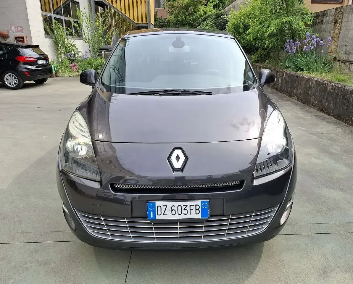 Usata Renault Scenic E-Tech 131 CV (96 kW) 2009 Other Monovolume