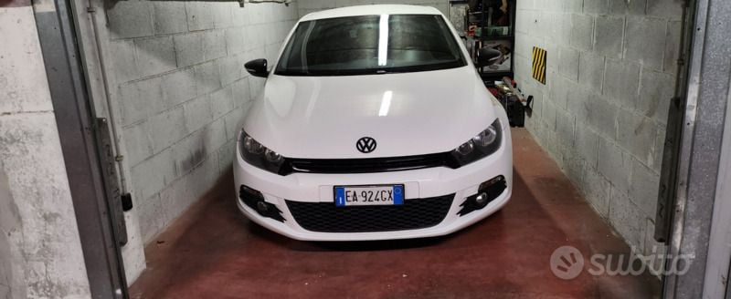 Usata VW Scirocco 160 CV (117 kW) 2011 Bianco Coupé