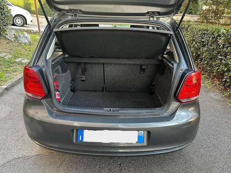 Usata VW Polo Comfortline 75 CV (55 kW) 2009 Grigio Berlina