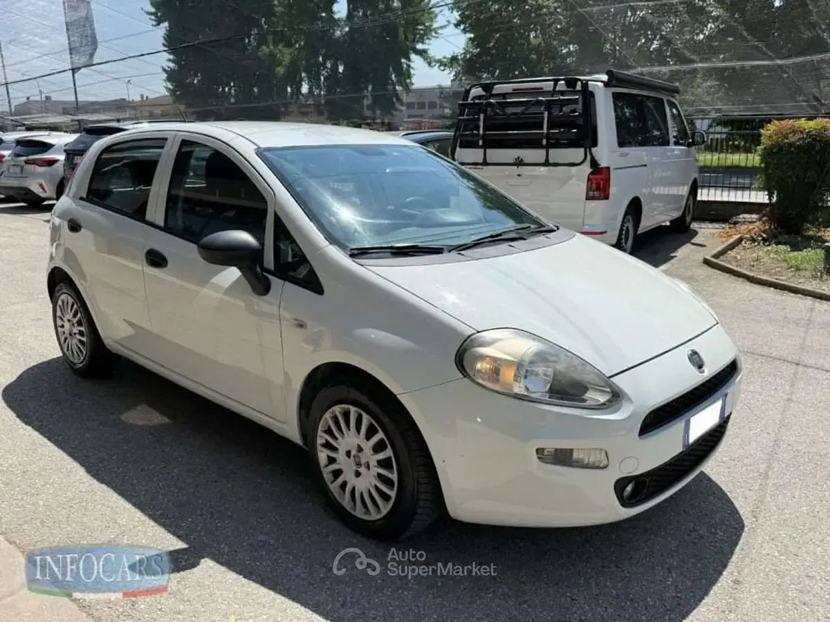 Begagnad Fiat Punto Street 95 HK (69 kW) 2017 Halvkombi