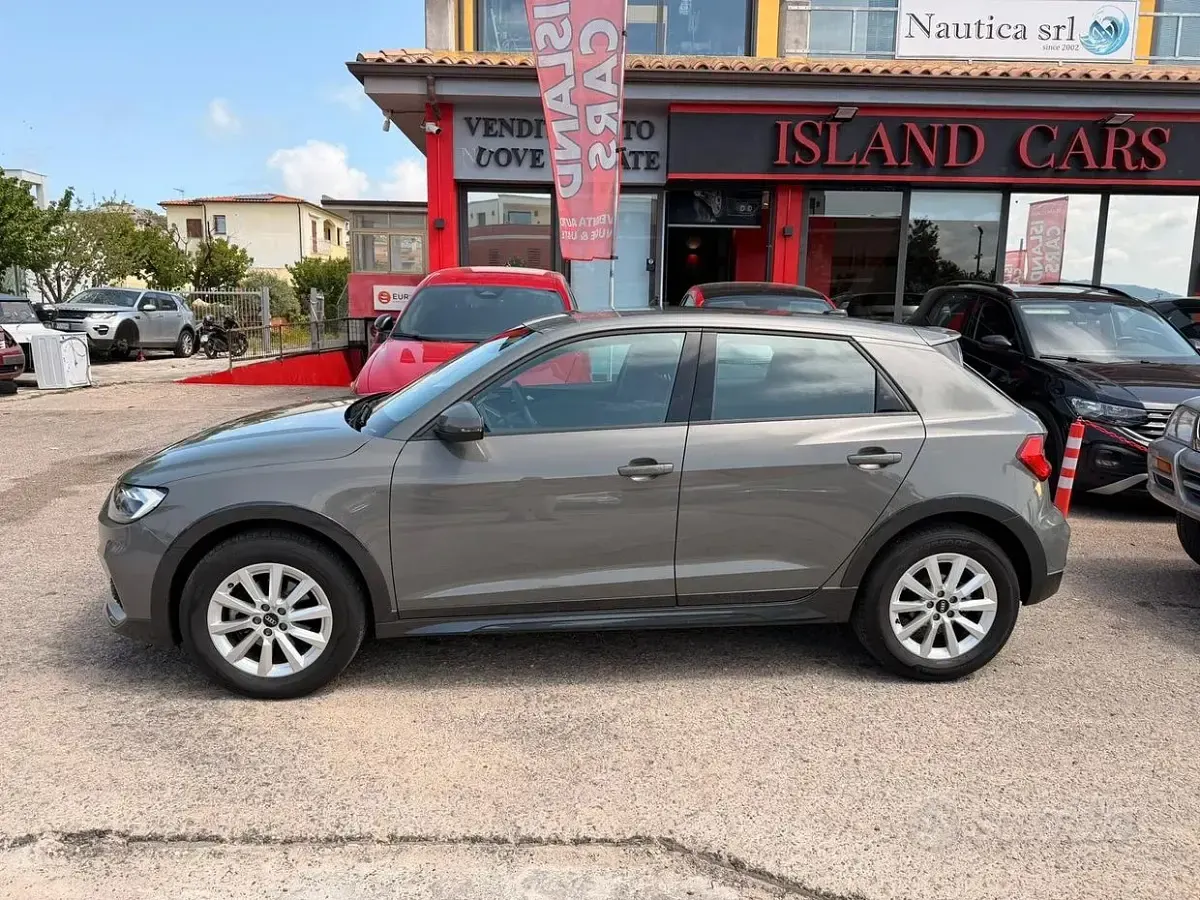 Usata Audi A1 Comfort 110 CV (80 kW) 2022 Grigio SUV